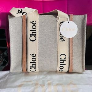 Chloe Medium Woody Tote Bag Biscotti Beige